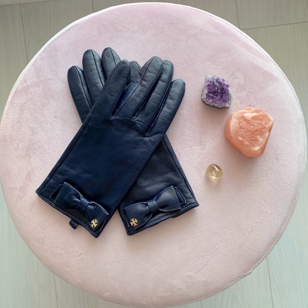 Tory Burch Sheepskin Leather Gloves